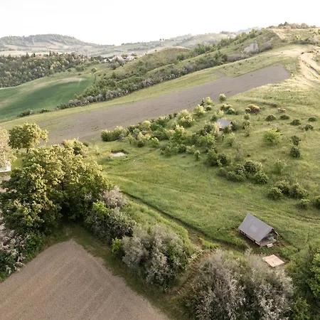 Glamping Pettirosso אוהל מפואר פראטה טרמה