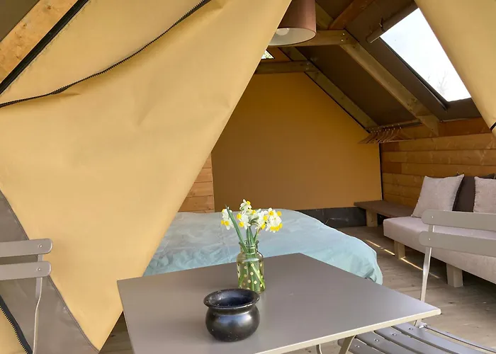 Роскошный шатер Glamping Pettirosso