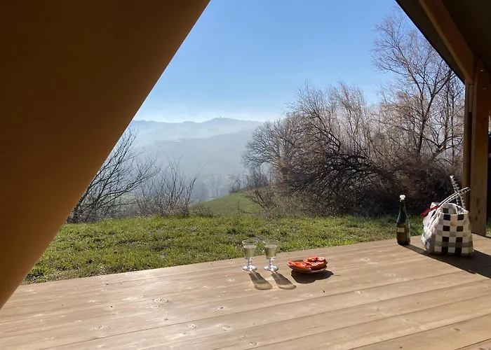 Glamping Pettirosso * פראטה טרמה