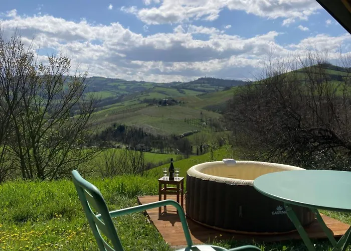 Роскошный шатер Glamping Pettirosso Фратта-Терме