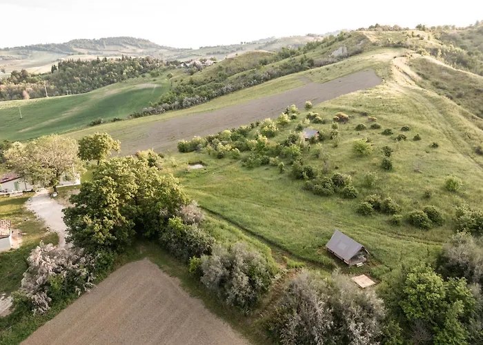 Glamping Pettirosso Роскошный шатер Фратта-Терме