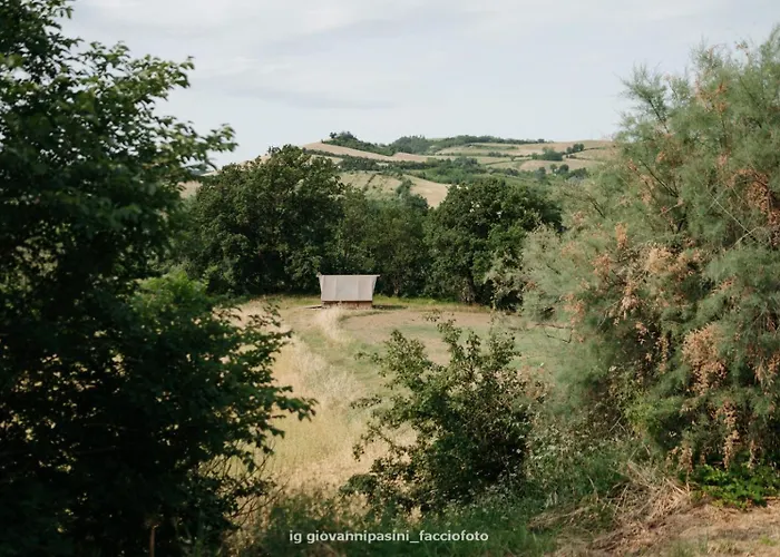 Glamping Pettirosso אוהל מפואר