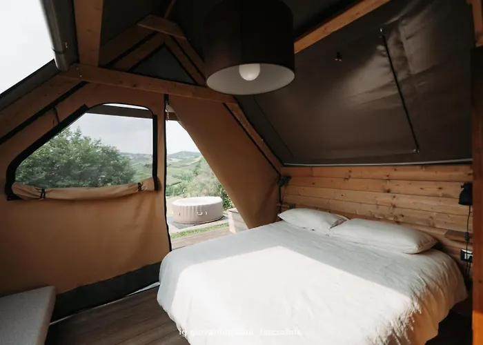 אוהל מפואר Glamping Pettirosso פראטה טרמה